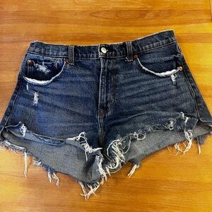 Abercrombie & Fitch jean shorts the Mom short midrise blue distressed 29/8